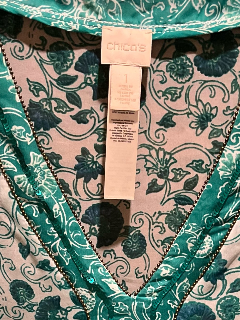 62. WOMENS CHICO’S 1/M DETAIL TOP - Picture 2 of 6